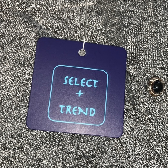 NWT Select + Trend Sweater.  Size XL. - Picture 4 of 8